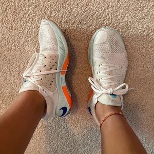 Nike joyride running shoes